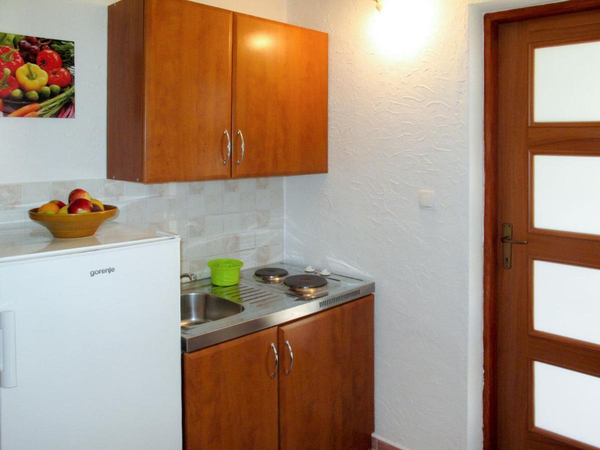 Apartment Lukeni-2 By Interhome Vinjerac Ngoại thất bức ảnh
